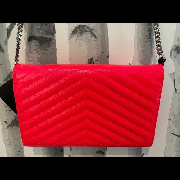 Matelasse Chevron Monogram Chain Wallet Neon Pink - Picture 5 of 14